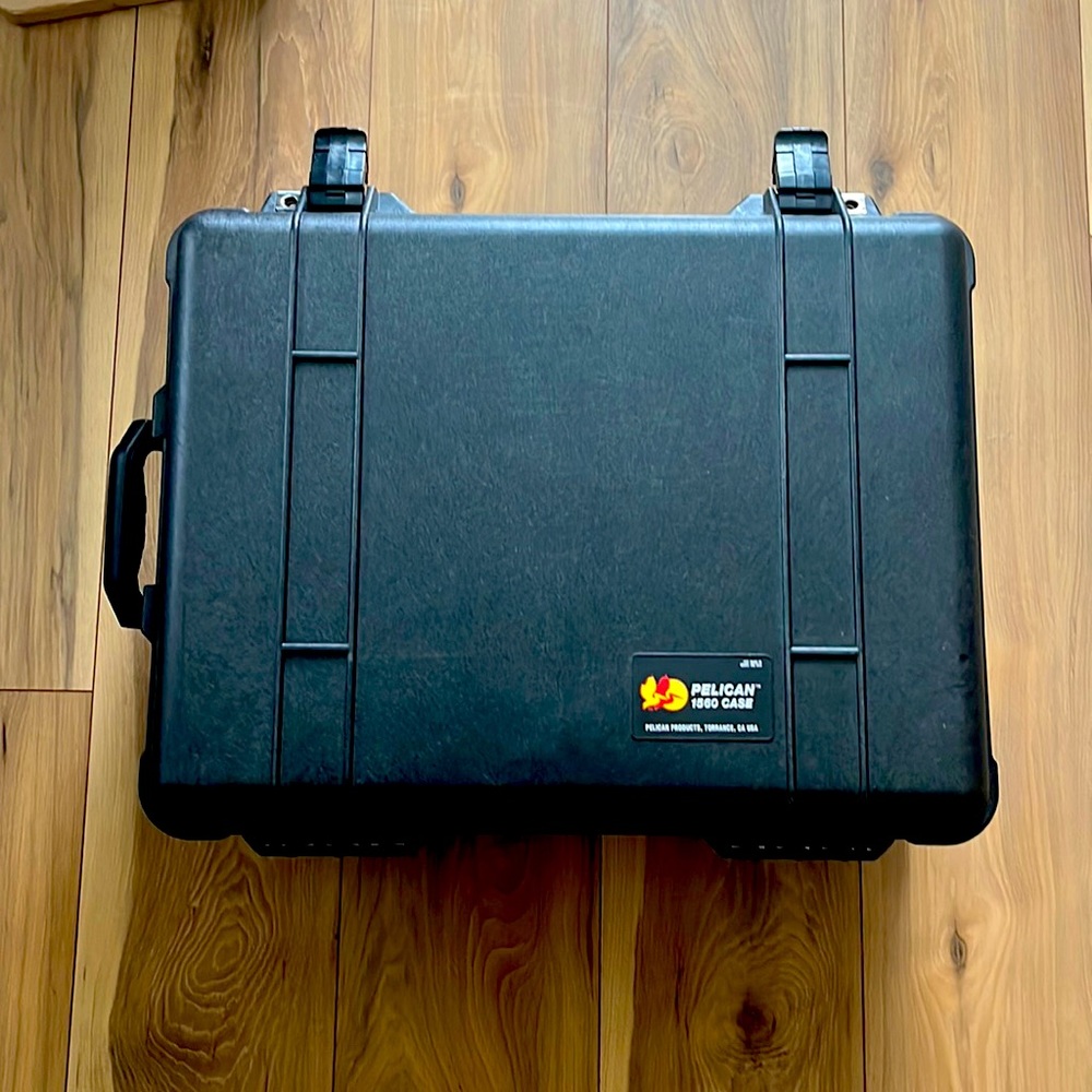 Pelican case 1560 case